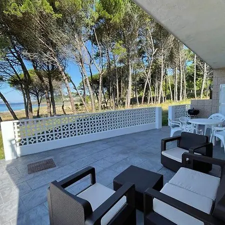 Apartment With Ocean Terrace Apartament *